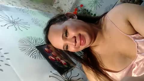 Snapshot of chescahotxxxl chatting on 12/11/24, 02:52 chescahotxxxl online show from 12/11/24, 02:52