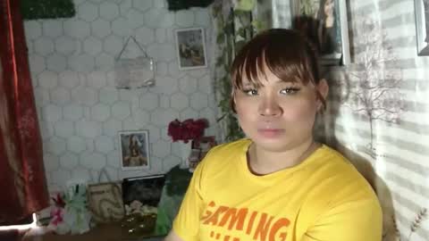 Snapshot of chescahotxxxl chatting on 04/21/26, 12:45 chescahotxxxl online show from 04/21/26, 12:45