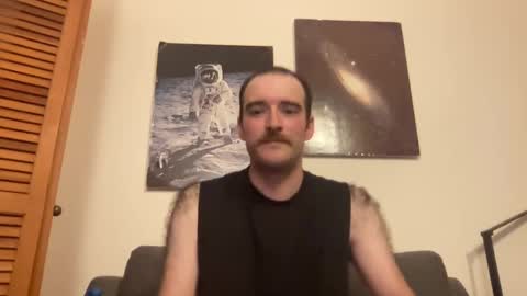 Snapshot of chevan006 chatting on 09/10/25, 03:39 chevan online show from 09/10/25, 03:39