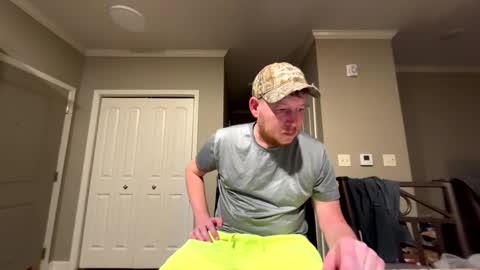 Snapshot of chevycamaro1978 chatting on 01/08/25, 05:27 chevycamaro1978 online show from 01/08/25, 05:27