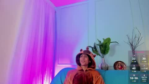 Snapshot of cheys_mast chatting on 05/12/26, 06:49 Cheys online show from 05/12/26, 06:49