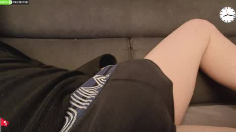 Grey online show from 04/01/26, 06:16