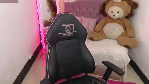 Chiara  online show from 11/07/25, 03:17