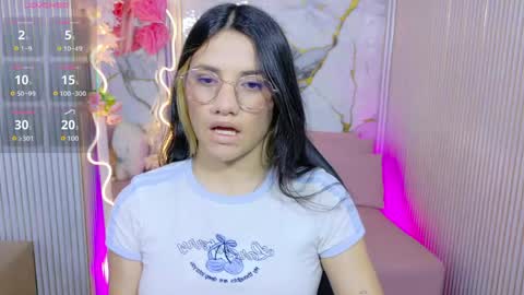 Snapshot of chiara_tay chatting on 05/26/26, 07:10 Chiara online show from 05/26/26, 07:10