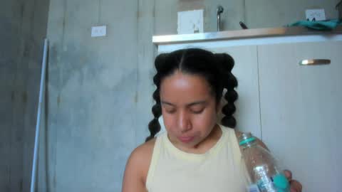 Snapshot of chiarafustox chatting on 04/23/26, 08:33 Chiara fustox online show from 04/23/26, 08:33
