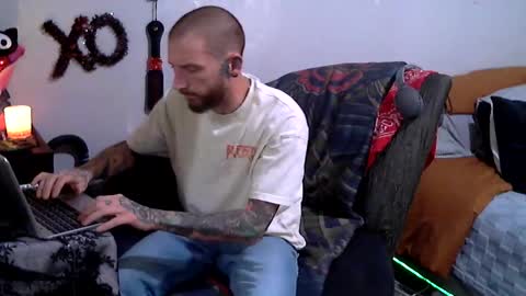 Snapshot of chiarov chatting on 02/12/26, 05:57 chiarov online show from 02/12/26, 05:57