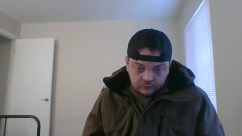 Snapshot of chicago69421 chatting on 02/18/25, 01:00 Kyle online show from 02/18/25, 01:00