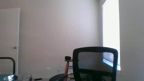 Snapshot of chicago69421 chatting on 02/20/25, 07:19 Kyle online show from 02/20/25, 07:19