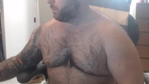 Snapshot of chicagoguy86 chatting on 04/27/26, 03:15 Chicagoguy86 aka Benny Cooper online show from 04/27/26, 03:15