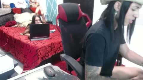 chico_explosivo online show from 09/17/25, 01:51