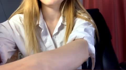 Sasha online show from 09/24/25, 06:22