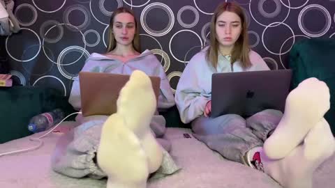 Snapshot of chillgoddess chatting on 01/12/25, 10:56 Goddess Vika - owner of all ur money online show from 01/12/25, 10:56