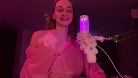 Snapshot of chillgoddess chatting on 01/23/25, 02:17 Goddess Vika - owner of all ur money online show from 01/23/25, 02:17