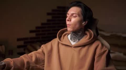 Rick online show from 12/04/25, 05:32