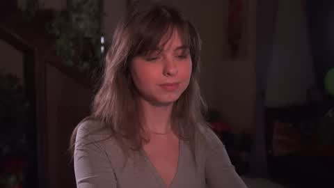 Snapshot of chillpix chatting on 09/22/25, 01:18 Hanna online show from 09/22/25, 01:18