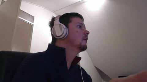 chillzonecam online show from 02/16/26, 06:15