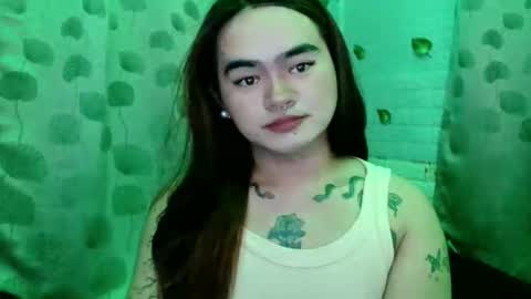 chinny_fuckdoll online show from 10/22/25, 09:09