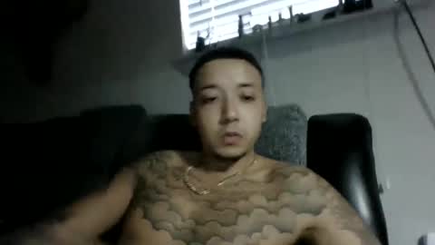 Snapshot of chino880172 chatting on 02/14/25, 10:25 CHINO online show from 02/14/25, 10:25