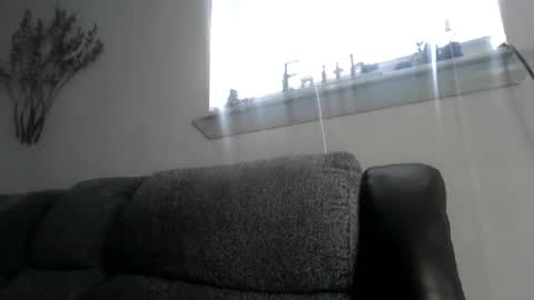 Snapshot of chino880172 chatting on 02/16/25, 04:21 CHINO online show from 02/16/25, 04:21