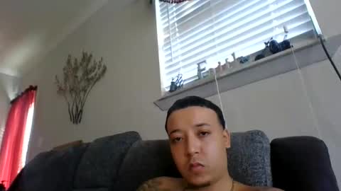 Snapshot of chino880172 chatting on 10/19/25, 02:29 CHINO online show from 10/19/25, 02:29