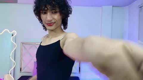 chipi_tay online show from 10/06/25, 07:22