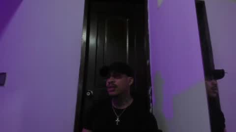 Snapshot of chirshot21_ chatting on 07/17/26, 12:34 Chris online show from 07/17/26, 12:34