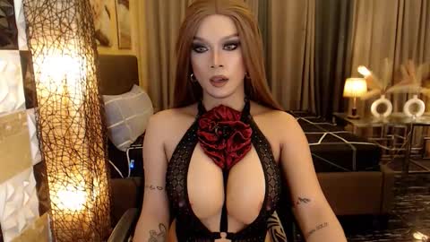 Franching Lee online show from 12/16/25, 12:04