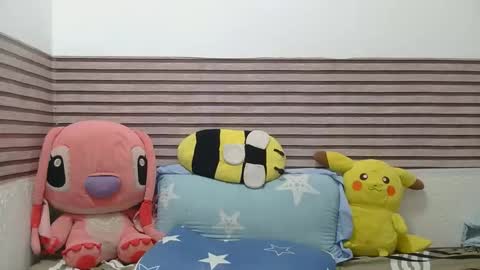 chixxx69335558 online show from 05/12/26, 12:08