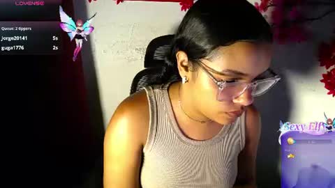 Snapshot of chleo_rosse chatting on 06/28/26, 03:23 chleo_rosse online show from 06/28/26, 03:23