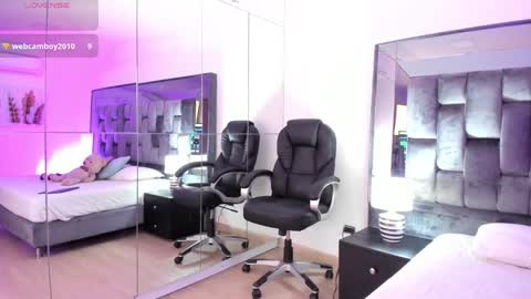 Chloe online show from 02/05/25, 08:04