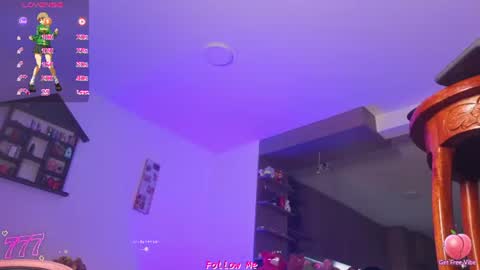 Snapshot of chloe_cooperr chatting on 07/13/26, 10:23 chloe_cooperr online show from 07/13/26, 10:23