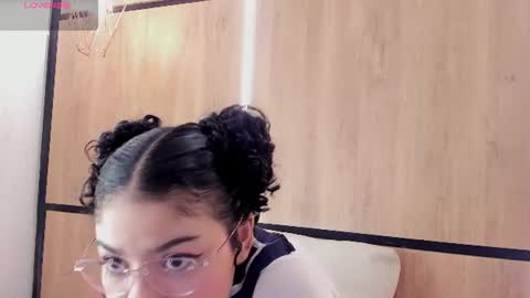 chloe online show from 07/17/26, 12:12