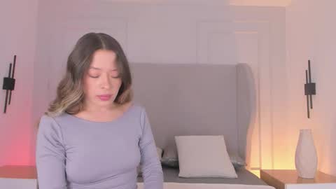 Chloe online show from 11/14/25, 12:26