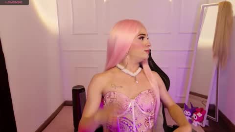 Chloe online show from 11/14/25, 11:42