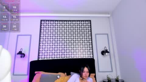 Chloe online show from 12/21/24, 02:15