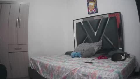 Chloe and Danna online show from 09/28/25, 03:23