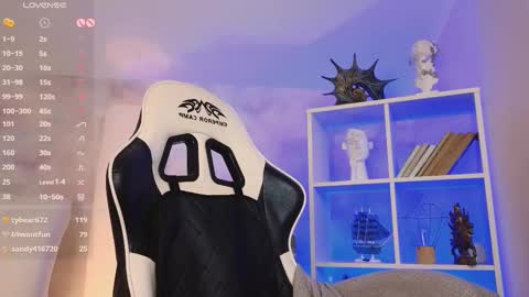 Chloe online show from 03/06/25, 12:32