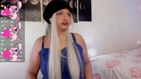 Snapshot of chloe_kisses chatting on 05/29/26, 11:41 chloe_kisses online show from 05/29/26, 11:41