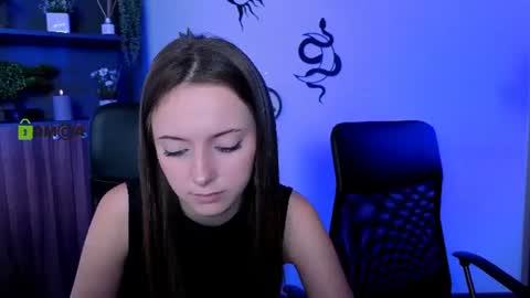 chloe_ley online show from 07/08/26, 09:03