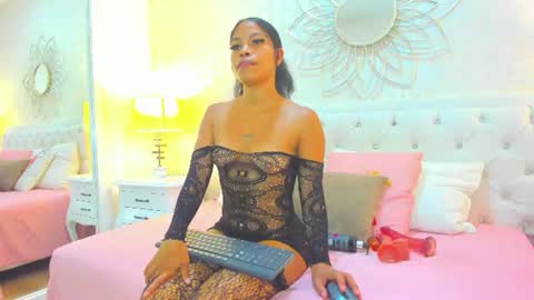 chloe miller7 online show from 06/26/26, 04:06