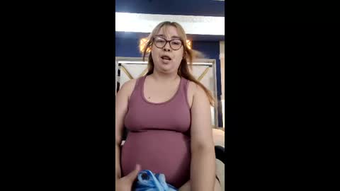 Snapshot of chloe_prg chatting on 05/20/26, 03:56 chloe_prg online show from 05/20/26, 03:56