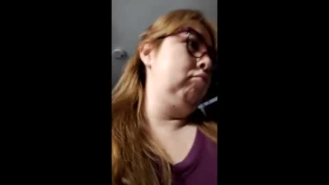 Snapshot of chloe_prg chatting on 05/27/26, 04:20 chloe_prg online show from 05/27/26, 04:20