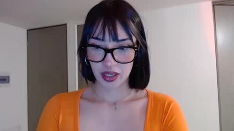 cloes  online show from 03/26/26, 06:19