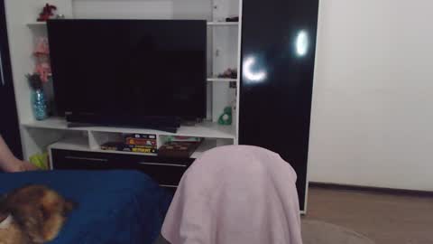 Chloe online show from 02/13/25, 09:49