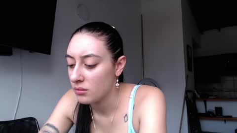 Snapshot of chloe_vahos chatting on 05/15/26, 09:00 Chloe online show from 05/15/26, 09:00