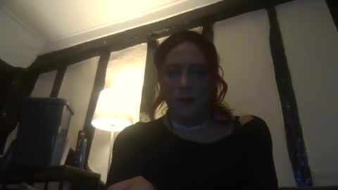 chloe_vern online show from 06/04/26, 12:05