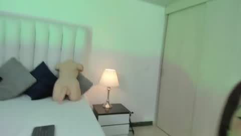 chloe_wilson7 online show from 07/03/26, 12:11