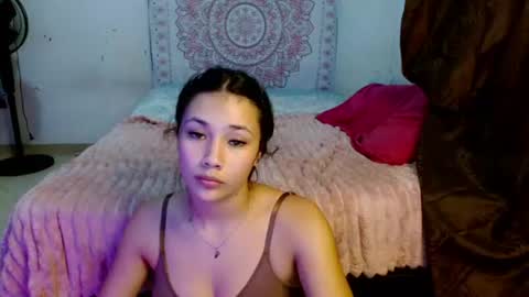 chloe_xsex online show from 06/22/26, 04:20