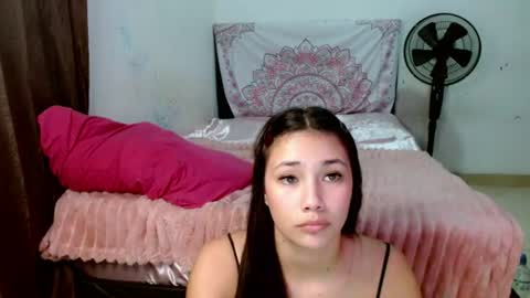 chloe_xsex online show from 06/28/26, 01:55