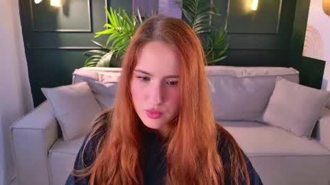Chloe online show from 06/12/26, 01:54